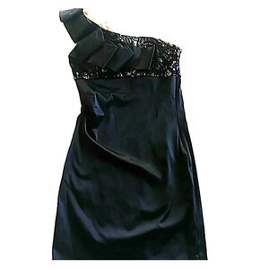 Verict Black Lace One Shoulder Dress